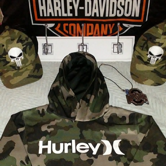 Sweatshirt - Picture 1 of 5